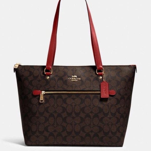 Coach Signature Gallery Tote - Picture 8 of 15